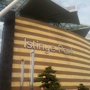 Upscale shopping Istanbul (Istinye Park) Upscale shopping Istanbul (Istinye Park)